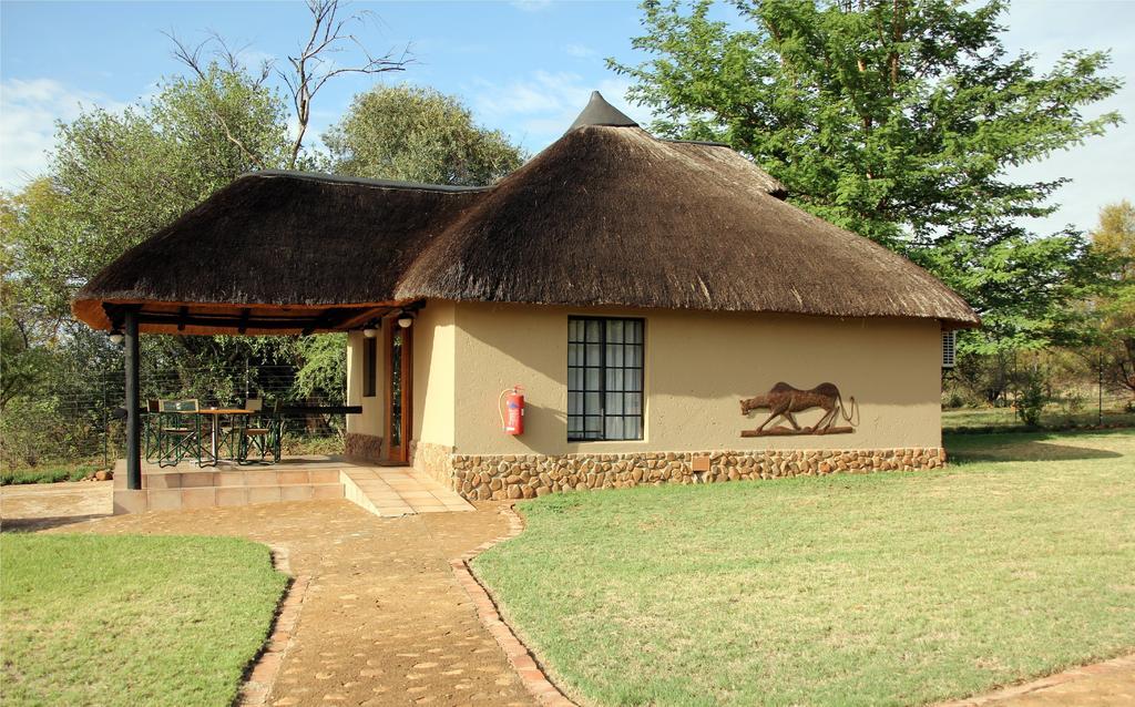 Ukutula Lion Lodge Beestekraal  Стая снимка