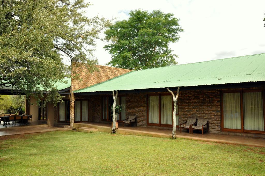 Ukutula Lion Lodge Beestekraal  Стая снимка